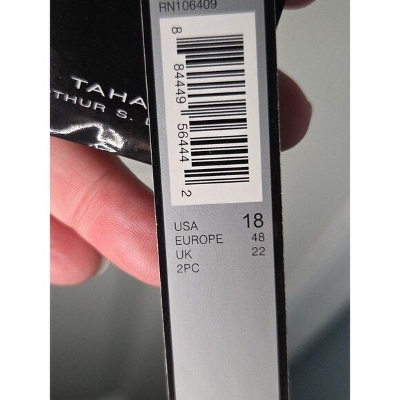 Tahari Arthur Levine skirt suit 'Anna' Sz 18 Black White Strip3 Dbl Breast NWT - Picture 3 of 16